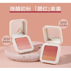 戈戈舞软萌三拼渐变腮红裸妆自然修容晒红提升气色GT203